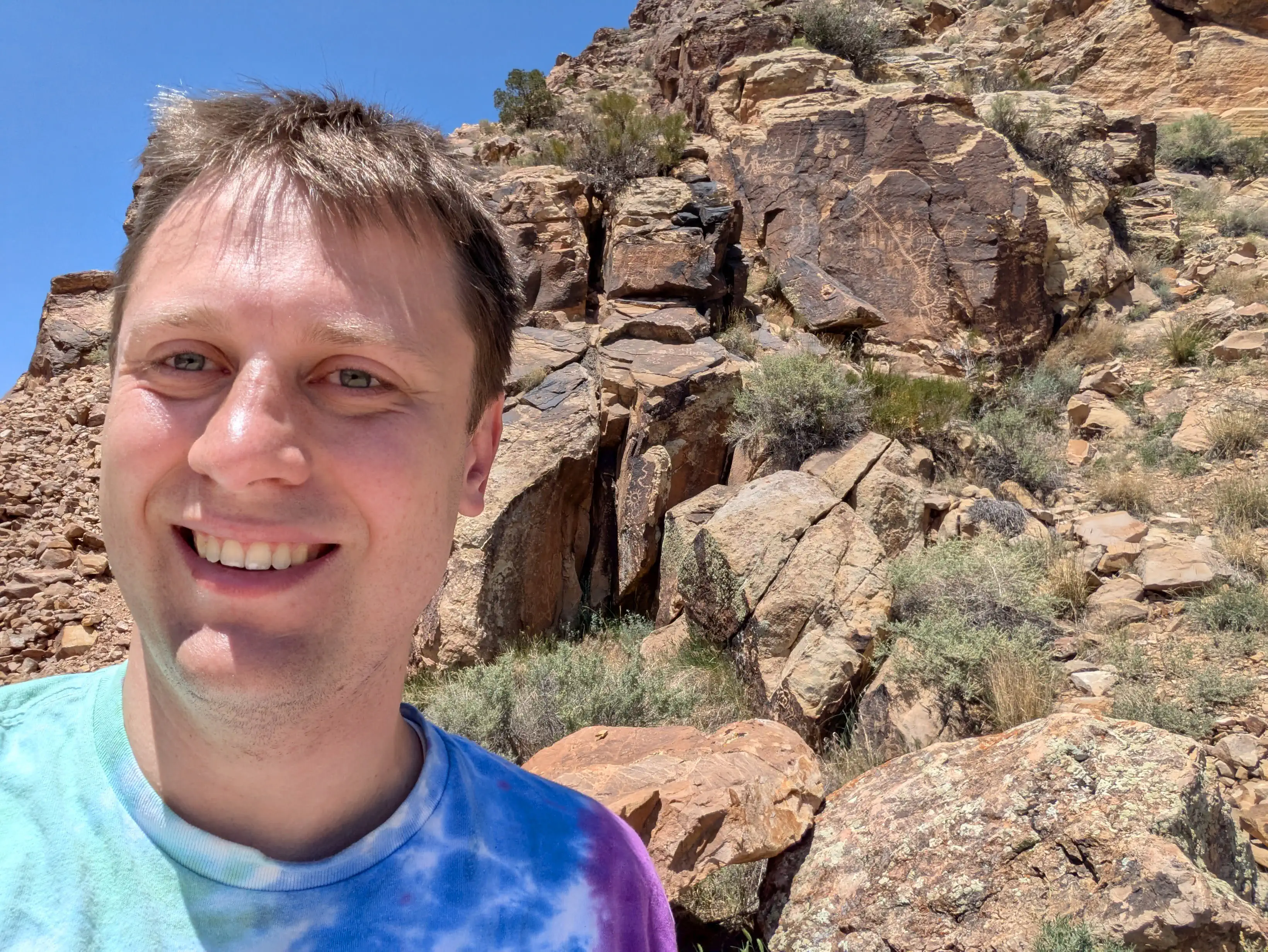 Selfie with the petroglyphs.